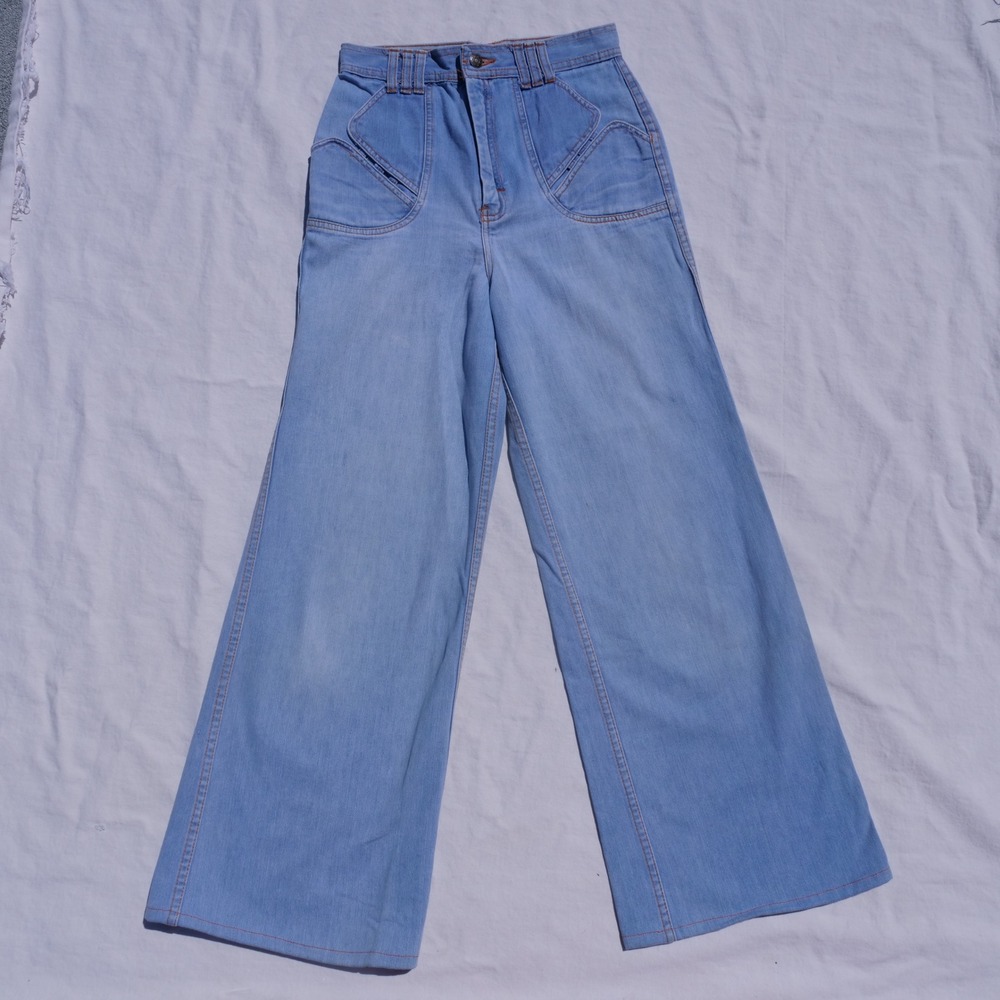 AMAZING True vintage 1970s 100% cotton denim high rise bell bottom jeans